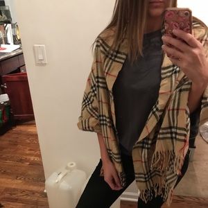 Plaid pattern wrap / scarf